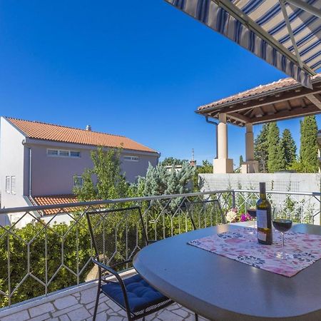 Blue Pearl Apartments Crikvenica Luaran gambar